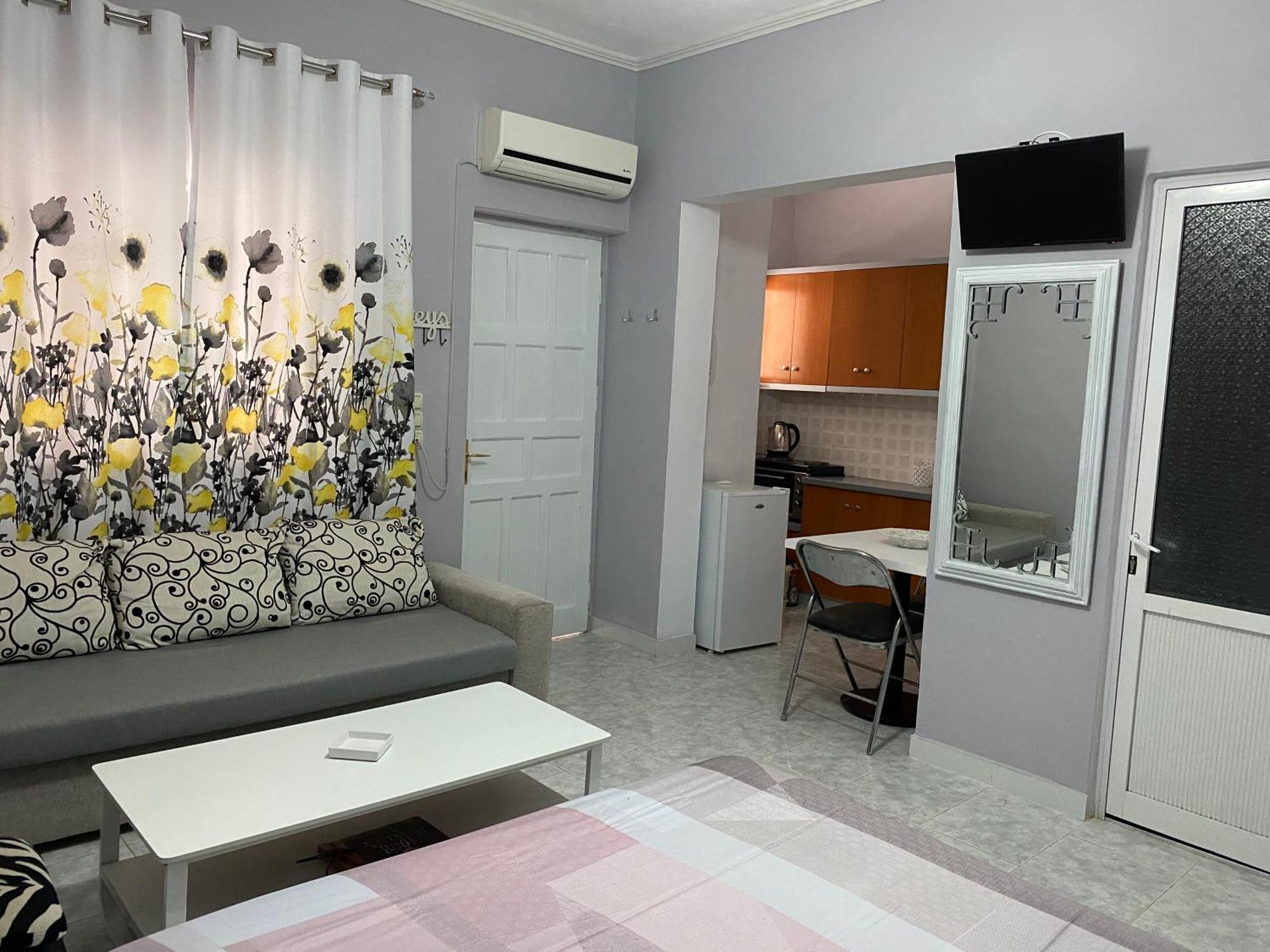 Vila Xhani Apartment Sarande Ngoại thất bức ảnh