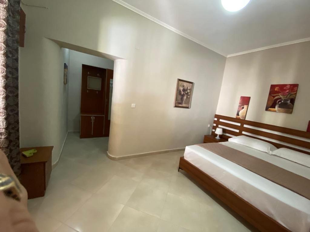 Vila Xhani Apartment Sarande Ngoại thất bức ảnh